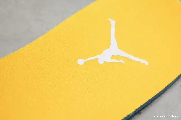 Cheap LUCY (W) LASER JORDAN 3 RETRO ORANGE CK9246-108 AIR 0607